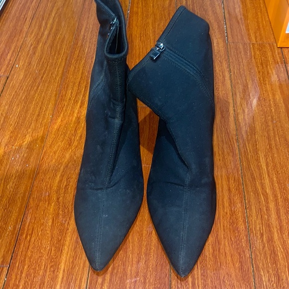 Excellent condition Prada shoes - Picture 1 of 3